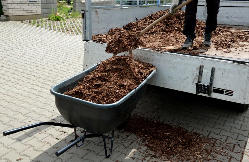 Red Mulch Delivery